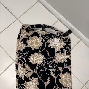 NYC Black and Tan Floral Pencil Skirt
